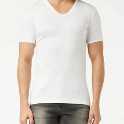 Test Eminence 318 col V : les T-shirts de base qui misent surtout sur le confort et la durée