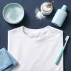 Entretien t-shirt blanc : la routine qui evite le jaunissement et sauve l'encolure