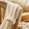 T-shirt manches longues en été : la pièce sous-cotée qui protège sans étouffer