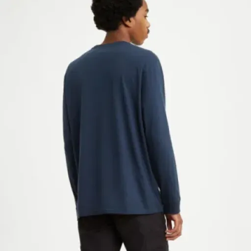 Test Levi's Long-Sleeve Original Housemark Tee : un basique manches longues qui fait le job