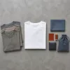 Quand la fast fashion recule, le t-shirt blanc redevient un choix et pas un réflexe